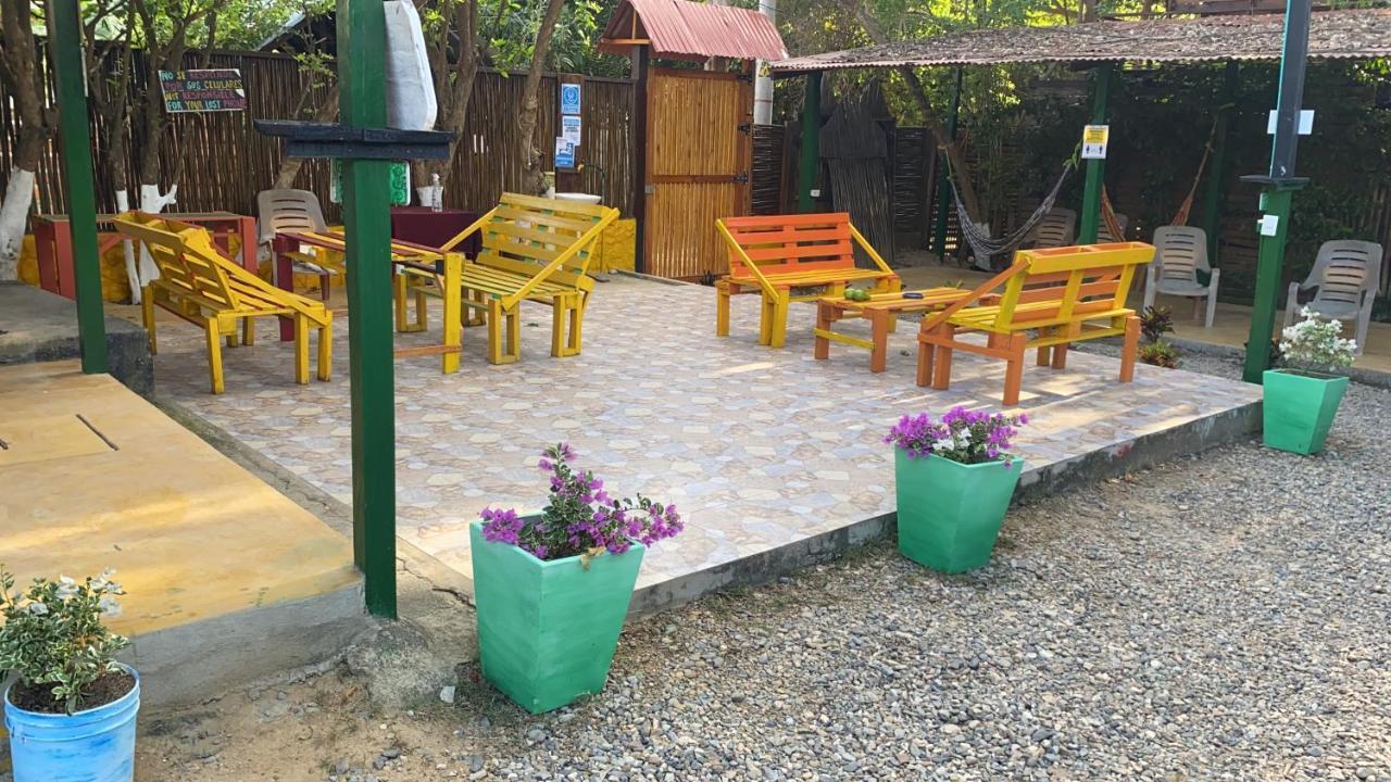 Palomino Hostel Luaran gambar