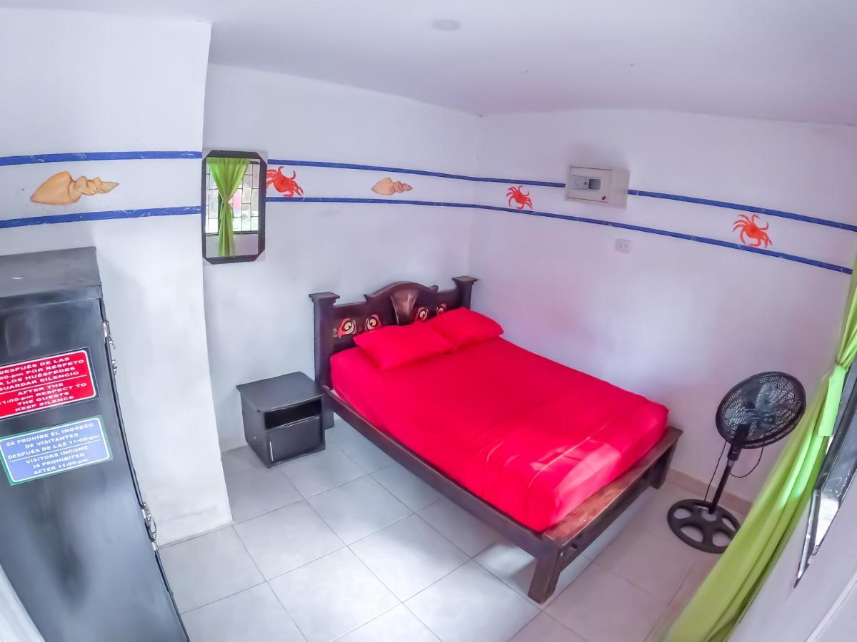 Palomino Hostel Luaran gambar