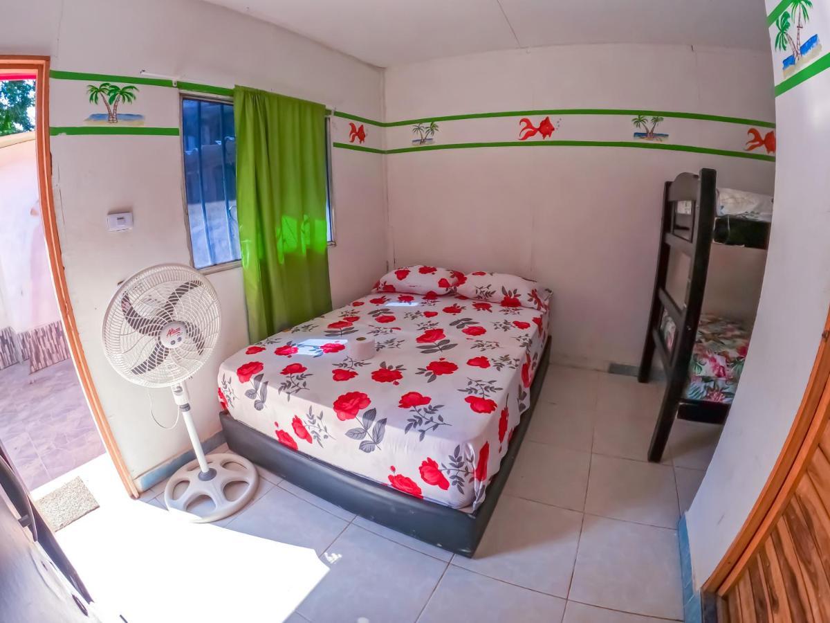 Palomino Hostel Luaran gambar
