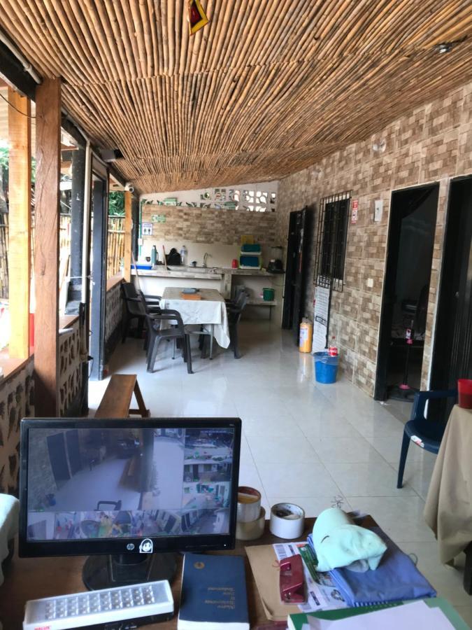 Palomino Hostel Luaran gambar